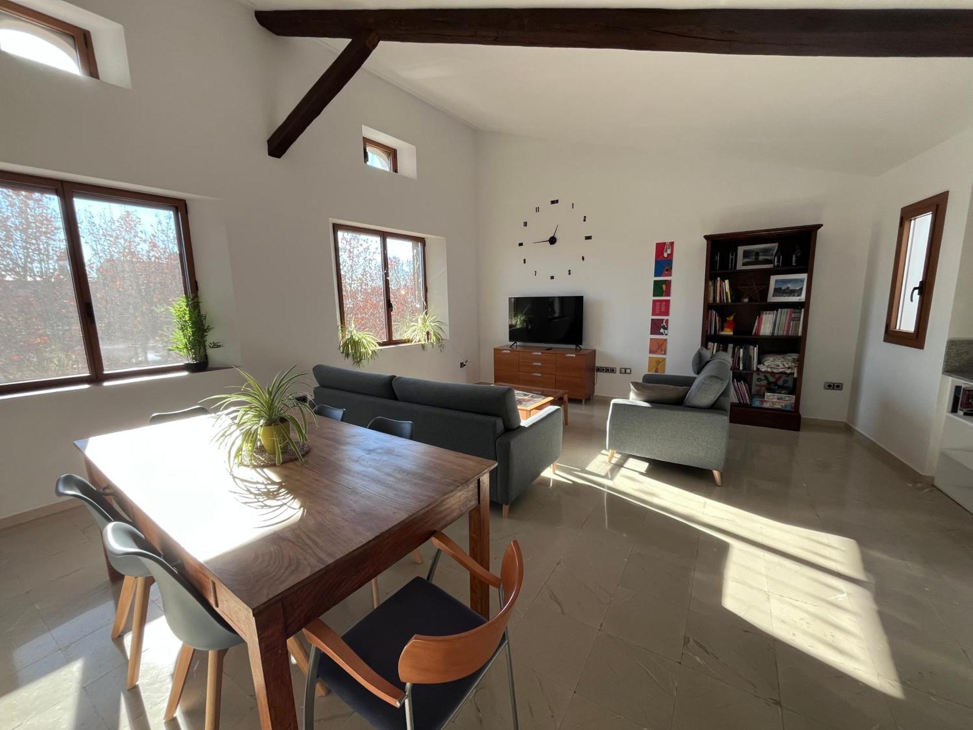 Antiga Biblioteca Apartment Solsona